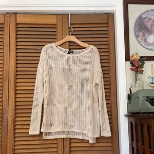 ✨ Windsor Coverup Style Top ✨